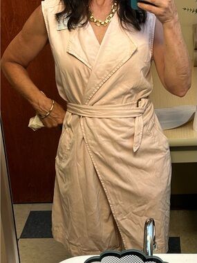 GAP Sleeveless Wrap Midi Dress in Pale Blush, size M
